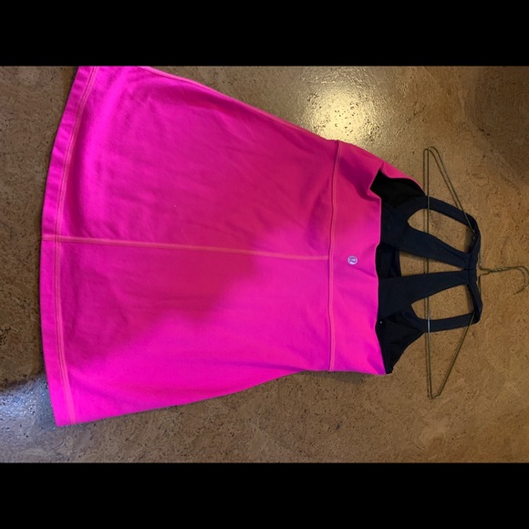 🍋Lululemon size 6 1 pink / black tank top - Picture 5 of 5